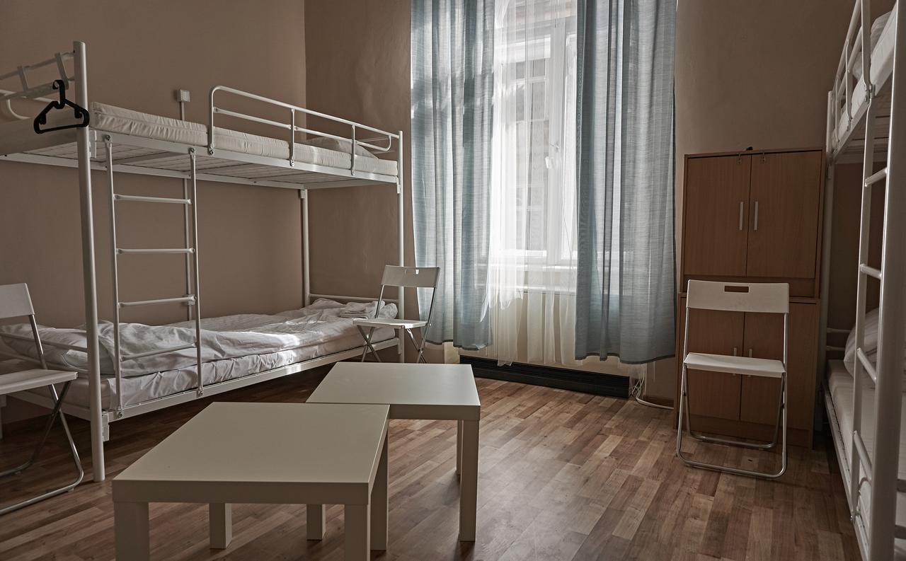 Hostel Motion Краков Экстерьер фото