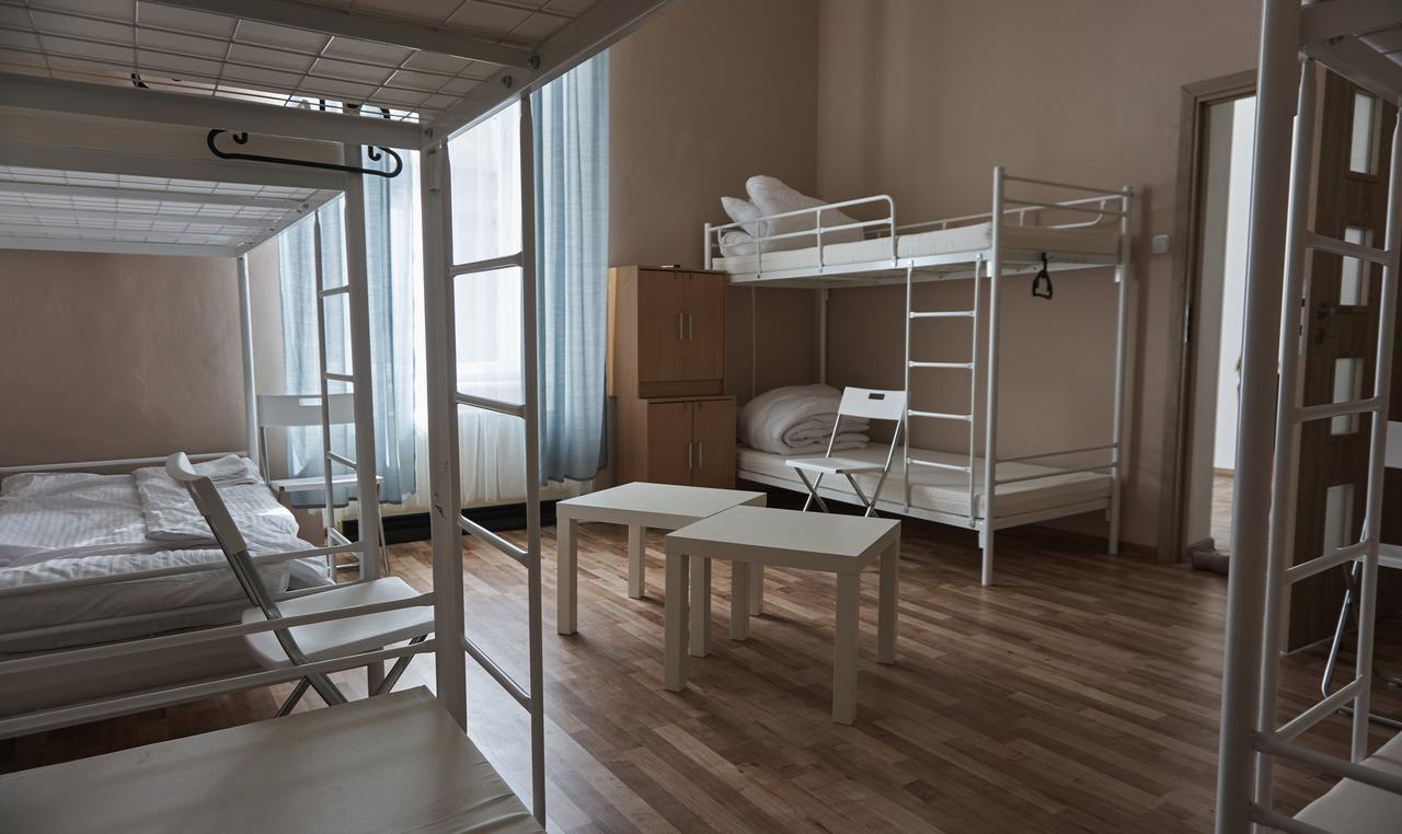 Hostel Motion Краков Экстерьер фото